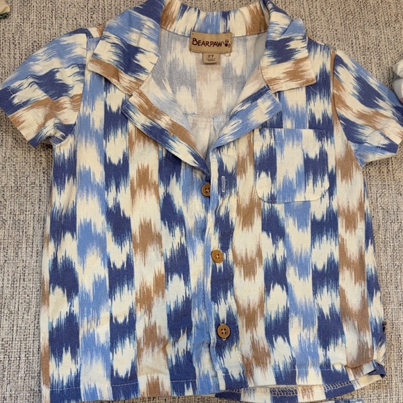 2 Pack Boy Button down Set - Picture 2 of 11